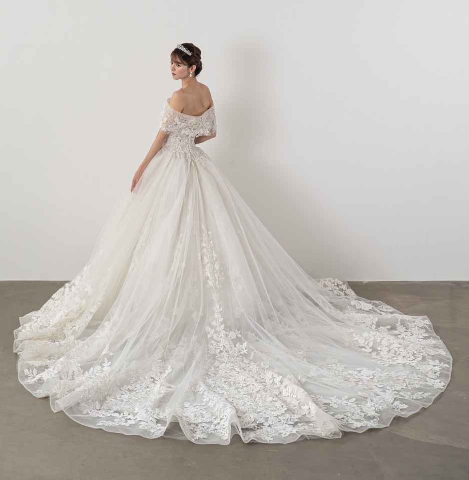 RF-065 Ivory　Aliora (アリオラ）